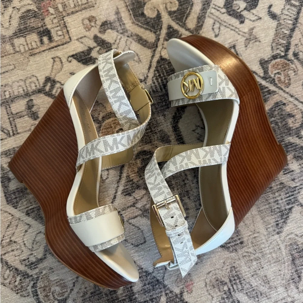 Michael Kors Carmen Logo & Faux Leather Wedge Sandal - Picture 3 of 8